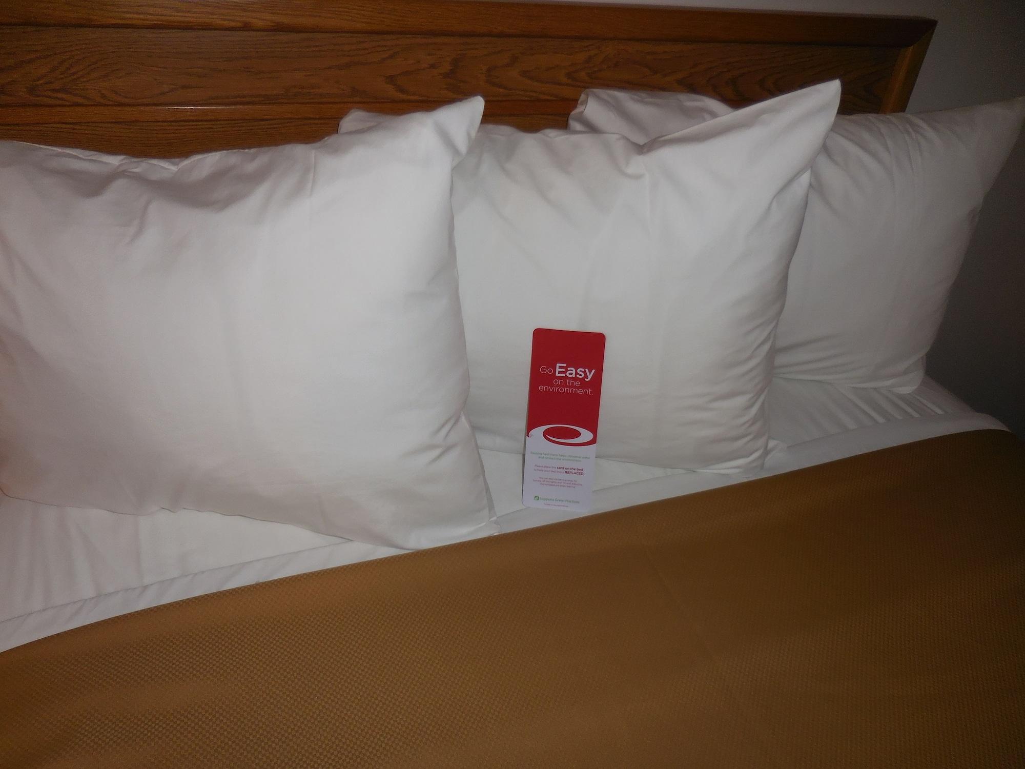 Travelodge By Wyndham Escanaba Esterno foto